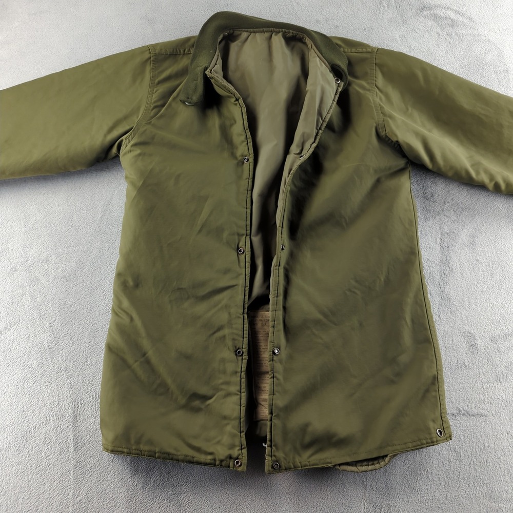 Vintage 80s US Military Parka Mens Medium OG107 Green Extreme Cold Weather Coat